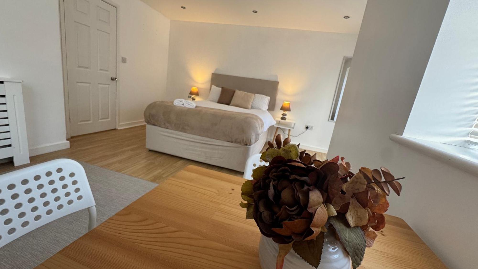 Little Luxe Shared House Hotel Bristol Bagian luar foto
